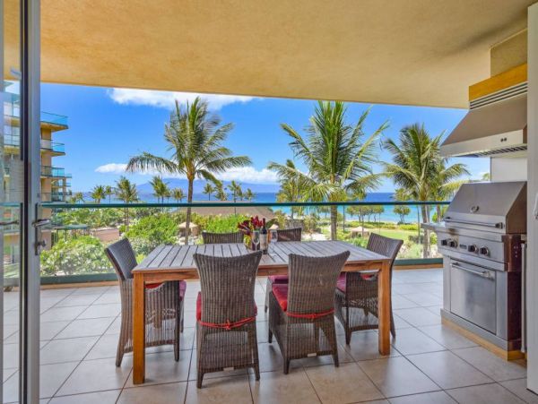 Oceanfront Kaanapali Luxury Vacation Condo  Sleeps 8 Guests