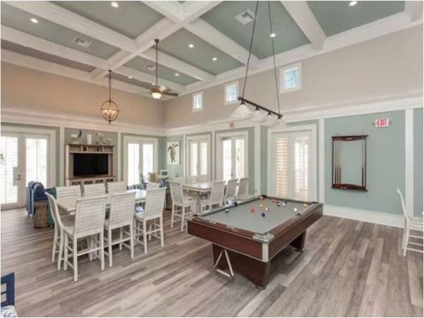 Gulf View Palm Coat Vacation Home Walk to Beach