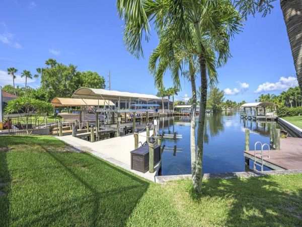 Cape Coral Home 1029240