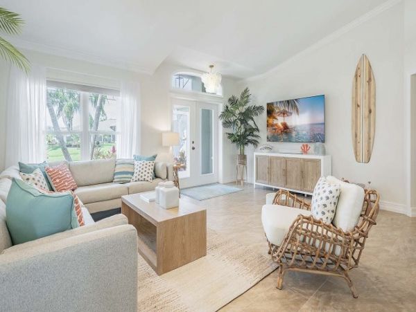 Stunning Cape Coral Luxury Pool Home Boat Dock