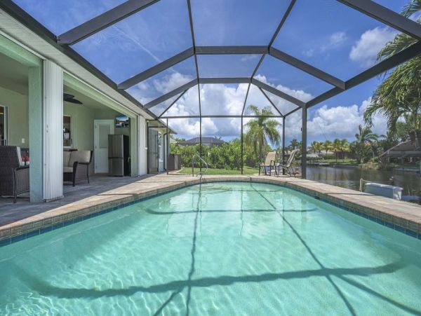 Stunning Cape Coral Luxury Pool Home Boat Dock