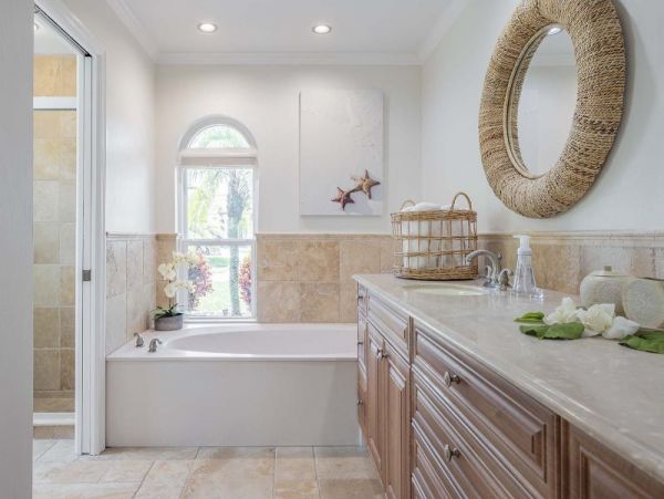 Stunning Cape Coral Luxury Pool Home Boat Dock