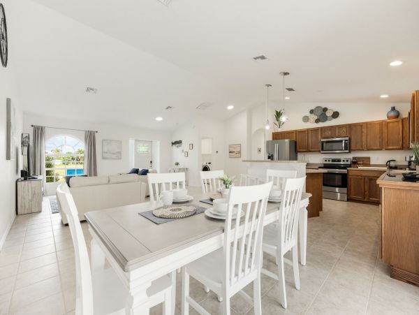 Cape Coral Vacation Pol Home Three Bedroom