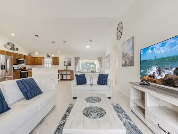 Cape Coral Vacation Pol Home Three Bedroom