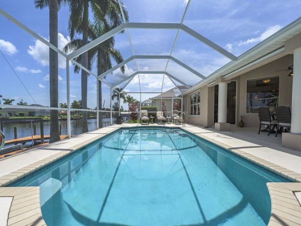 Beautiful Cape Coral Vacation Home Three Bedroom