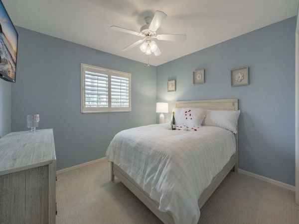 Beautiful Cape Coral Vacation Home Three Bedroom