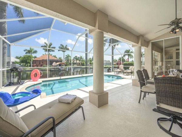 Beautiful Cape Coral Vacation Home Three Bedroom