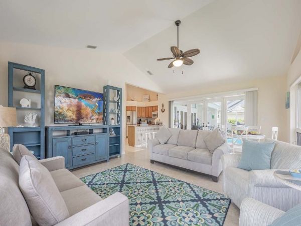 Lovely Bayfront Vacation Home cape Coral.