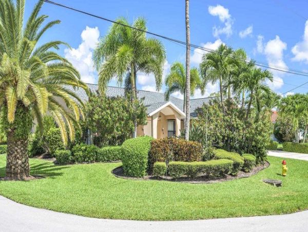 Cape Coral Home 1029255