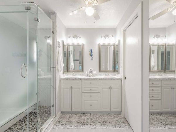 Lovely 3 Bedroom Home in Cape Coral Sleeps 6