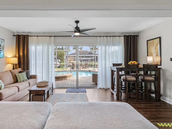 Perfect 4-Bedroom Waterfront Retreat with a Pool in Cape Coral