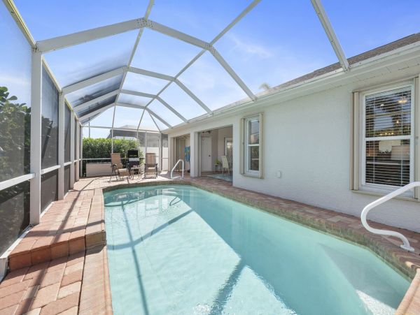 Four-Bedroom Cape Coral Vacation Villa with Private Pool