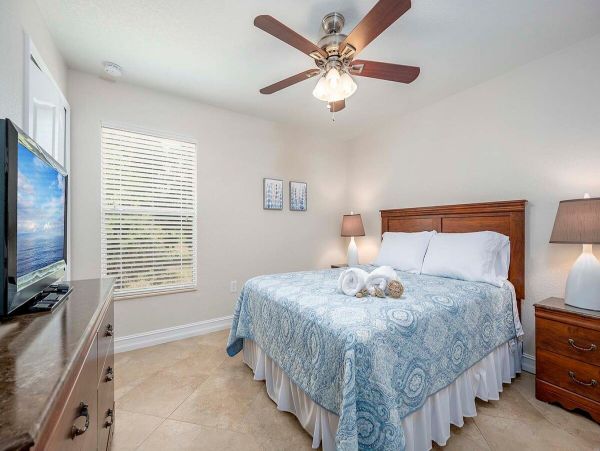 Four-Bedroom Cape Coral Vacation Villa with Private Pool