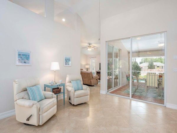 Four-Bedroom Cape Coral Vacation Villa with Private Pool