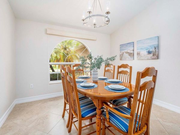 Four-Bedroom Cape Coral Vacation Villa with Private Pool