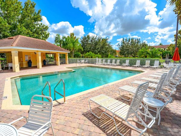 Charming Townhouse in Sarasota- Your Perfect Getaway