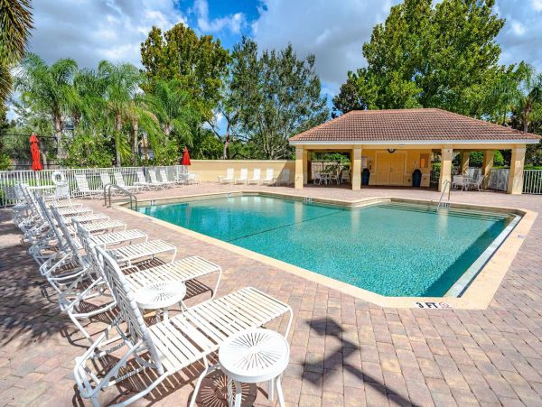 Charming Townhouse in Sarasota- Your Perfect Getaway