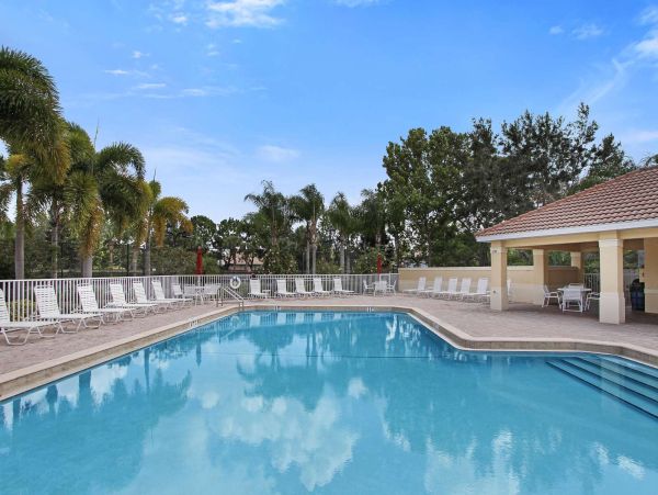 Charming Townhouse in Sarasota- Your Perfect Getaway