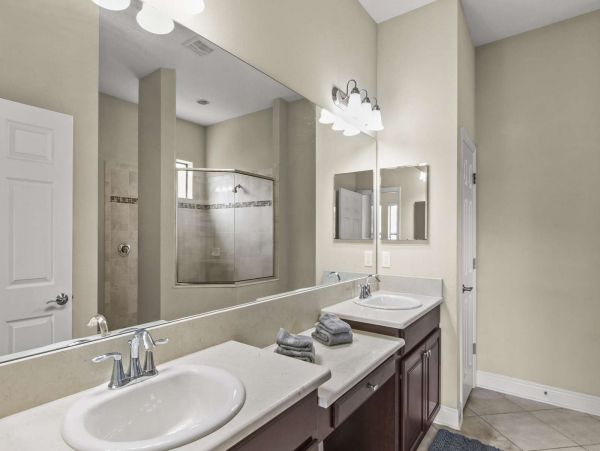 Anna Maria Island Holmes Beach Home 1029280