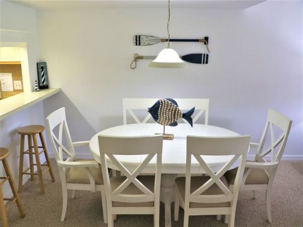 Siesta Key Lovely Beach to Bay Vacation Condo