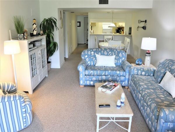 Siesta Key Lovely Beach to Bay Vacation Condo
