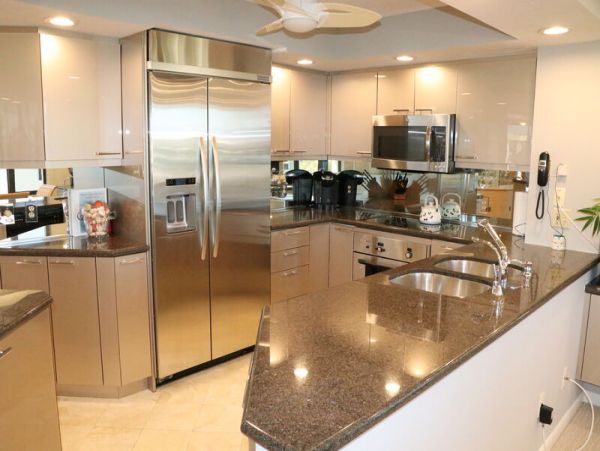 Amazing Penthouse Condo with Great Gulf of Mexico Views in Siesta Key