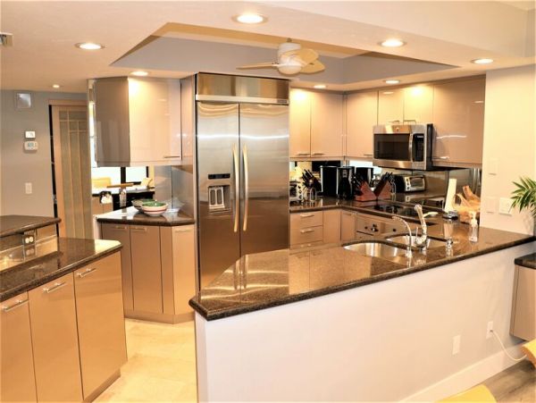 Amazing Penthouse Condo with Great Gulf of Mexico Views in Siesta Key