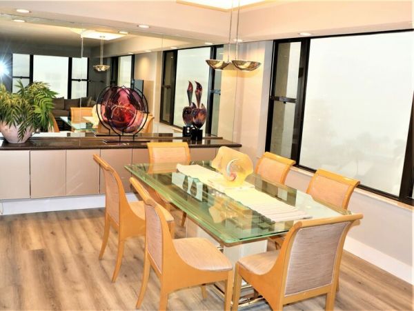 Amazing Penthouse Condo with Great Gulf of Mexico Views in Siesta Key