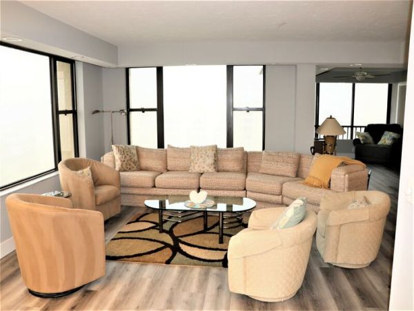 Amazing Penthouse Condo with Great Gulf of Mexico Views in Siesta Key
