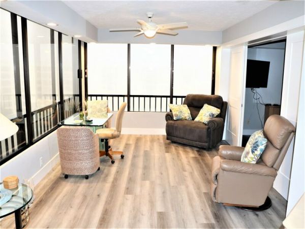Amazing Penthouse Condo with Great Gulf of Mexico Views in Siesta Key