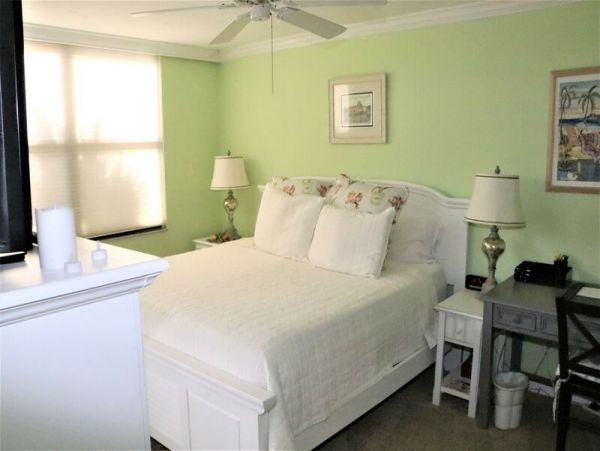 Experience Paradise in this Vacation Rental on Siesta Key