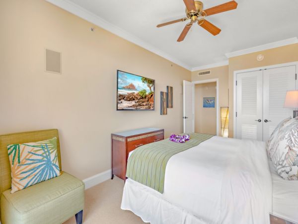 Oceanfront Kaanapali Vacation Condo Three Bedroom