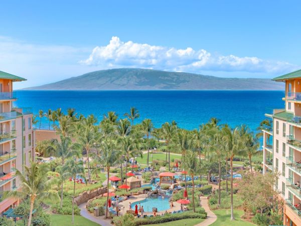 Oceanfront Kaanapali Vacation Condo Three Bedroom