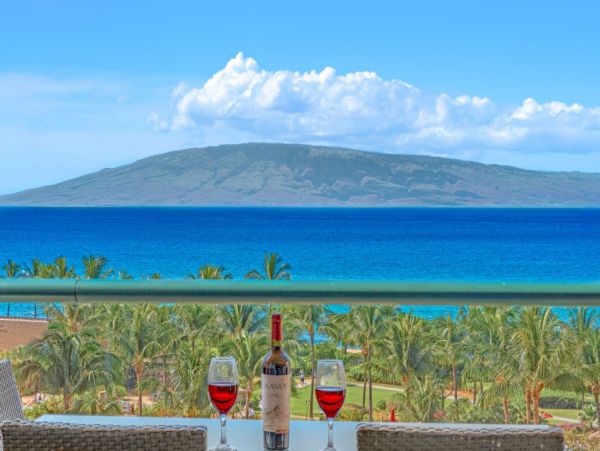 Oceanfront Kaanapali Vacation Condo Three Bedroom