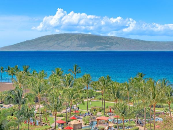 Oceanfront Kaanapali Vacation Condo Three Bedroom
