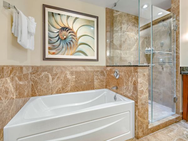 Oceanfront Kaanapali Vacation Condo Three Bedroom