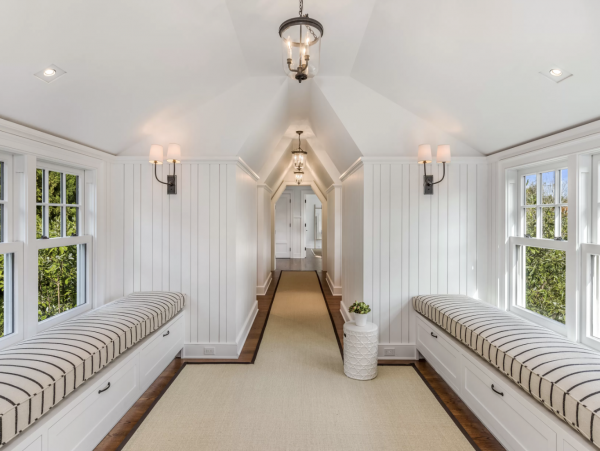 Luxury Hampton Beach Estate Nine Bedrooms