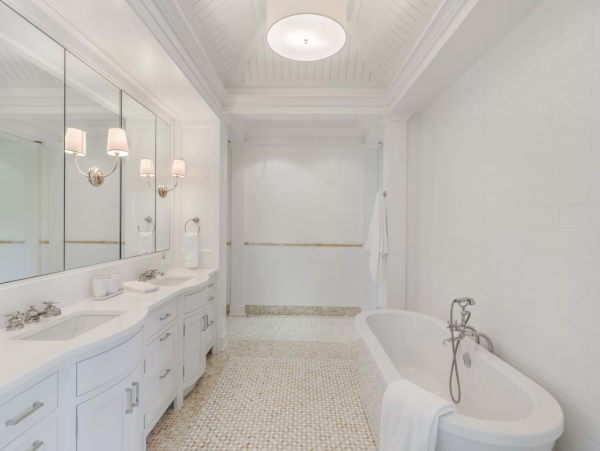 Luxury Hampton Beach Estate Nine Bedrooms