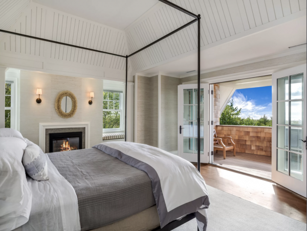 Luxury Hampton Beach Estate Nine Bedrooms