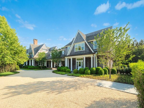 Luxury Hampton Beach Estate Nine Bedrooms