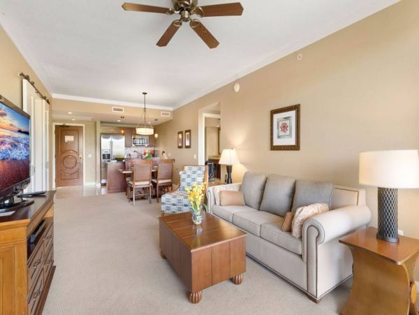 Fantastic Two Suites with 3 Bedrooms & Sleeps 10