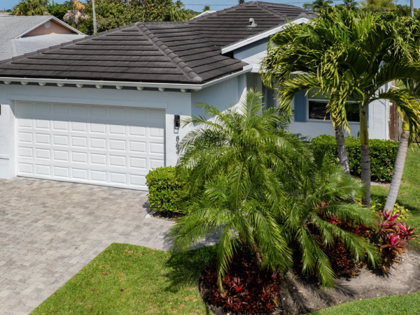 Luxury Three Bedroom Home with Private Heated Pool and Spacious Outdoor Seating Area