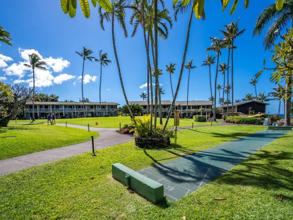 Lovely Vacation Condo in Napili Close to Beach Sleeps 5 Guests