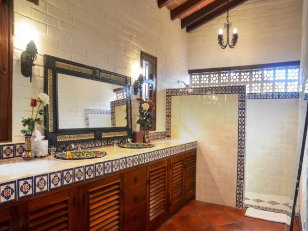 Elegant 4 Bedroom Villa in Puerto Vallarta