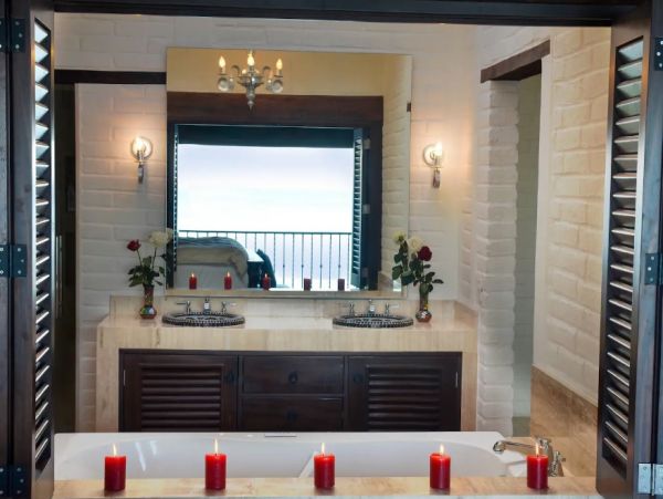 Elegant 4 Bedroom Villa in Puerto Vallarta
