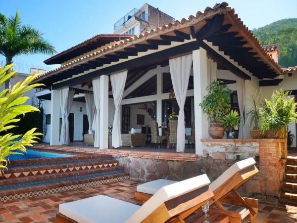 Elegant 4 Bedroom Villa in Puerto Vallarta