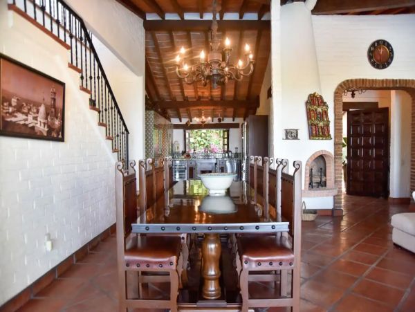 Elegant 4 Bedroom Villa in Puerto Vallarta