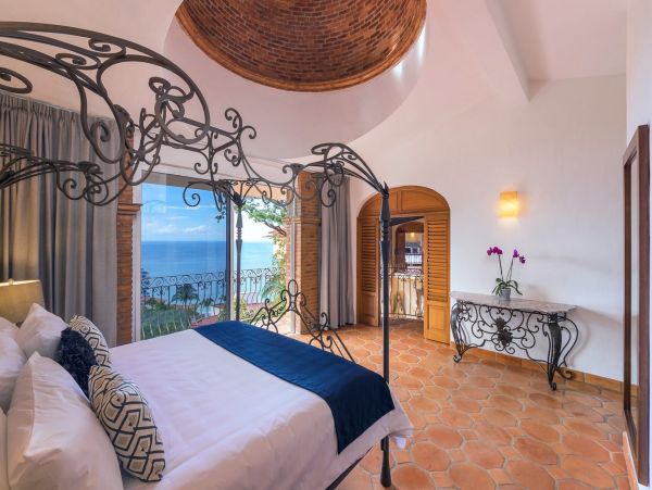 Luxury Puerto Vallarta Villa Private STAFF & Luxury Throughout