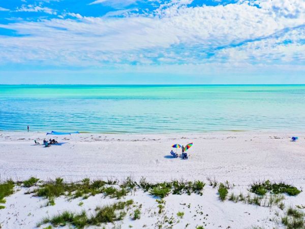 Direct Beachfront 2 Bedroom Condo in Sanibel