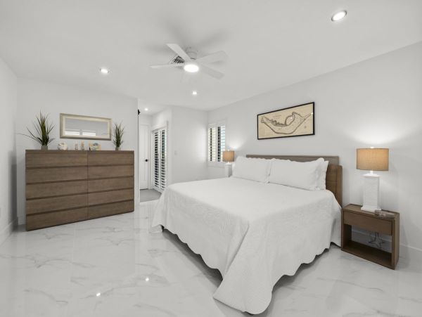 Direct Beachfront 2 Bedroom Condo in Sanibel